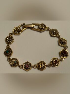 Vintage Goldette Victorian Revival Bracelet